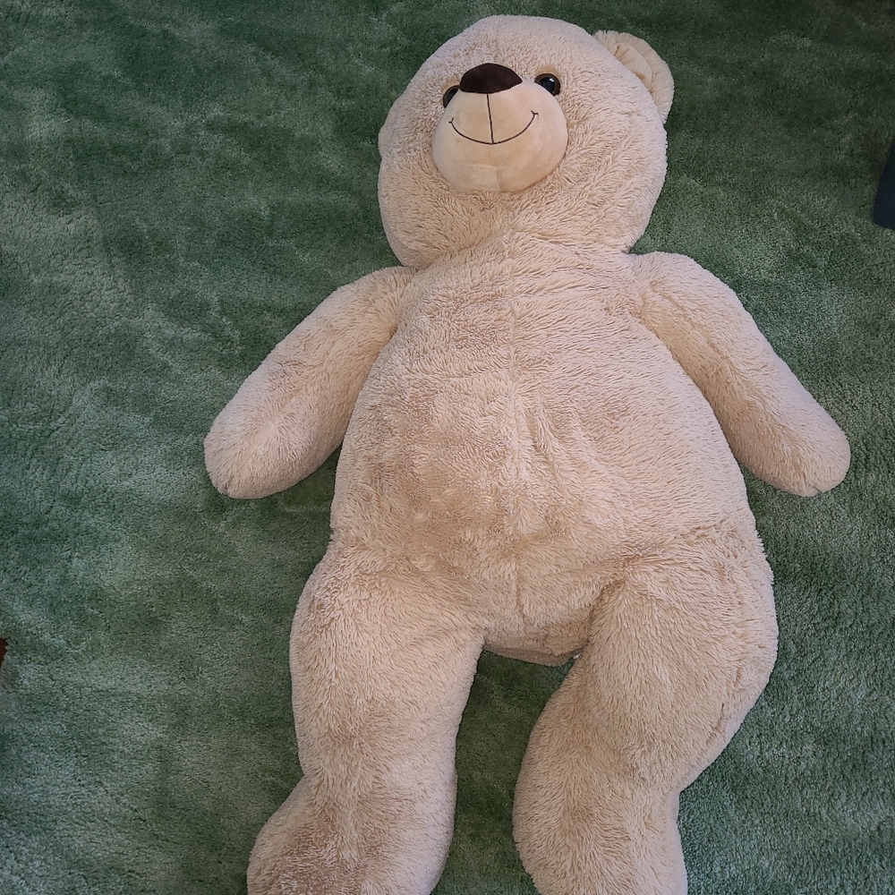 Life Size Giant Fluffy Teddy Bear! - Picture 4 of 10